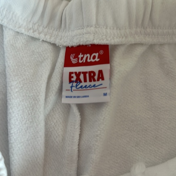 Bright white TNA sweat pants! - Picture 2 of 4